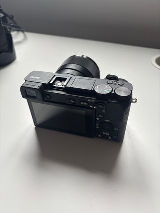 Sony a6500 + 3 objetivos + trípode