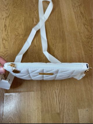 Bolso bandolera blanco acolchado cremallera