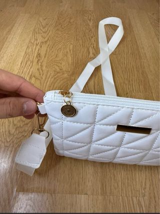 Bolso bandolera blanco acolchado cremallera