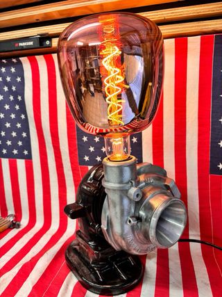 Lampada design industriale turbo