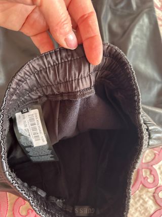 Pantalón Guess Negro Talla M