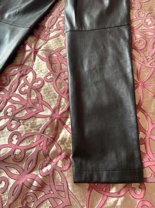 Pantalón Guess Negro Talla M