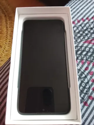 Alcatel Negro sin cargador