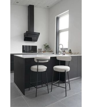 2 Sillas Altas Tela Beige/Negro