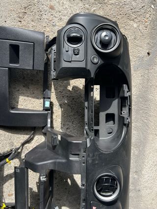 Salpicadero Ford Fiesta 2005