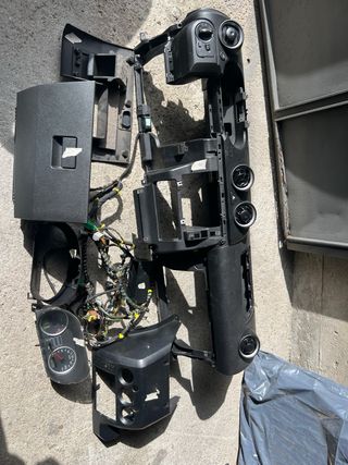 Salpicadero Ford Fiesta 2005