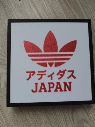 Lámpara LED Adidas Japan