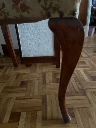 4 Sillas de Salón de Madera