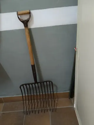 Horca de 12 púas antiguo