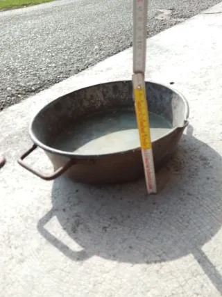 Pentole in rame antiche