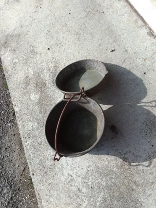 Pentole in rame antiche