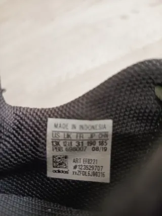 Botas fútbol niño Adidas Predator