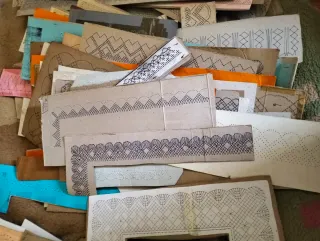 135 Patrones de Encaje Bolillos