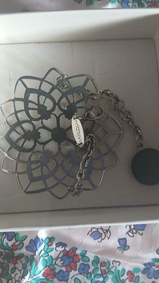 Bracciale Motivi con ciondolo nero