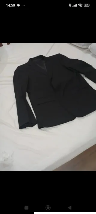 Traje de caballero negro impermeable