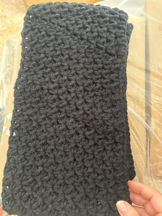 Cuello de lana negro