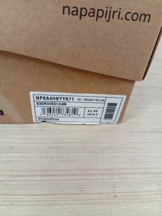Napapijri Gialle Tg. 39 Nuove Originali