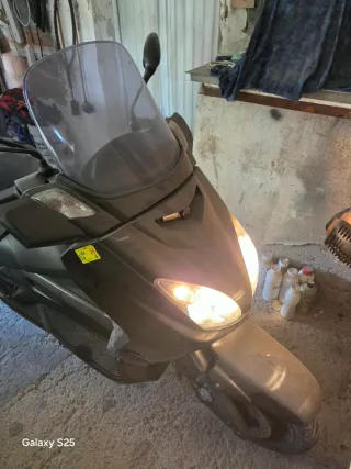 Yamaha XMAX 125 cc Maxi Scooter
