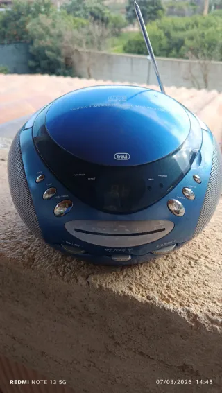 Stereo Trevi Blu-ray CD Radio Vintage