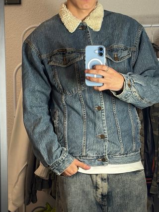 Chaqueta Wrangler Vaquera Cuello Borrego