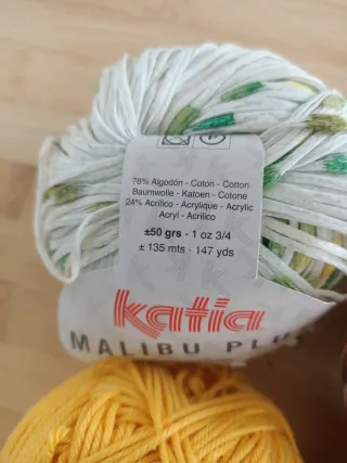 6 Ovillos Katia: Malibu Plus, Butterfly, Menfis