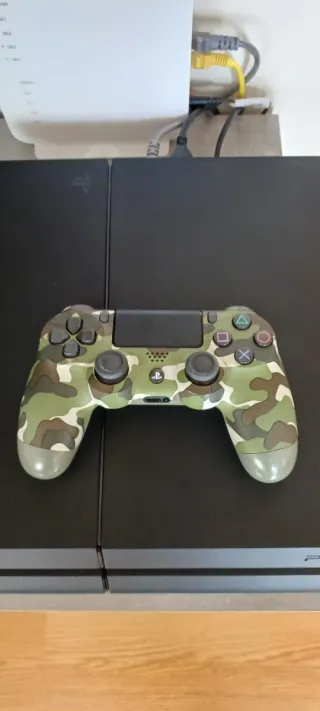 PS4 1TB Sony Nero (Con controller)