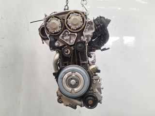 Volvo XC40 2020 motor B420T6 MHEV 2,0 L gasolina 8 [MVR: velocidad] automático