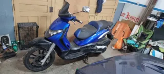 Piaggio Beverly Azul/Negro