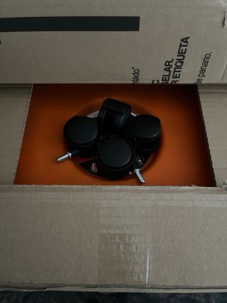 Plato con ruedas para bombona de butano