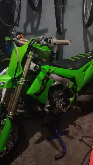 Kawasaki XK 250 Motocross 2022 Verde