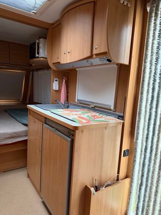 Caravana Burstner 2 ambientes con Mover autonoma