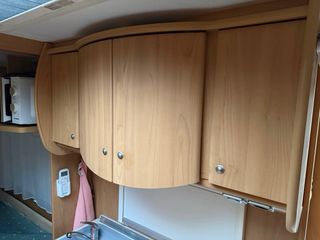 Caravana Burstner 2 ambientes con Mover autonoma