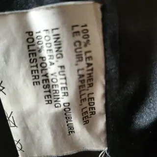 Chaqueta de piel IAN CARLO negra