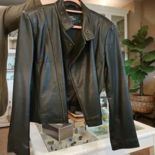 Chaqueta de piel IAN CARLO negra