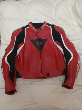 Mono de cuero Dainese Laguna Seca talla 48