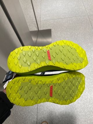 Zapatillas Zara Verde y Amarillo