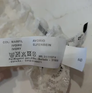 Giarrettiera avorio con fiocco blu e perline