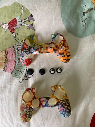 Fodere personalizzate per controller PS4