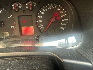 Volkswagen Golf 2001