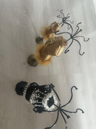 Expositores de Joyas por pieza Ver descripción.