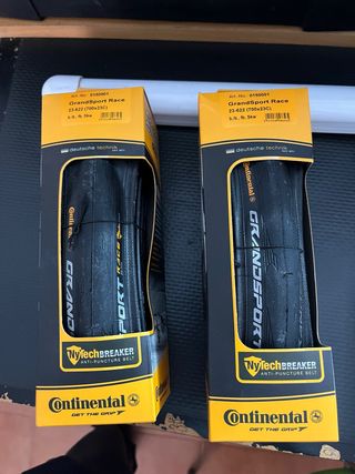 Continental GrandSport Race 700x23C (2 unidades)