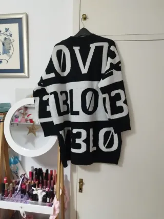 Jersey Oversize Negro y Blanco