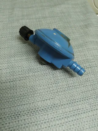 Regulador de gas azul