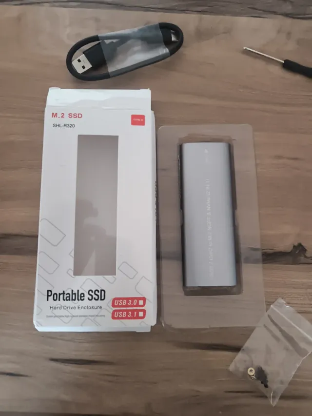 Carcasa SSD M.2 SHL-R320 USB 3.1
