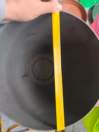 Macetas de plástico Plastiken (gris y rosa)