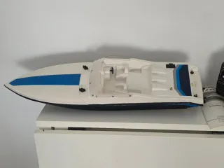 Traxxas Villain IV Lancha RC 1989 Caja