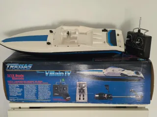 Traxxas Villain IV Lancha RC 1989 Caja