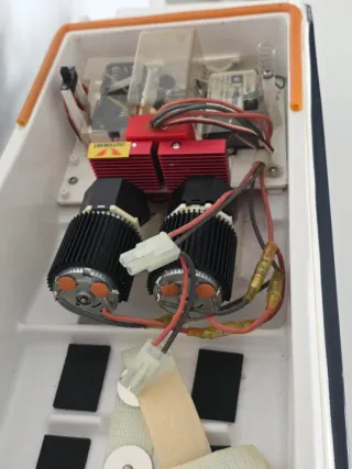 Traxxas Villain IV Lancha RC 1989 Caja