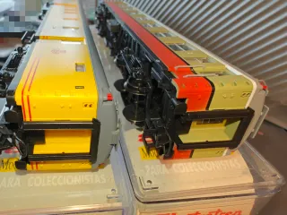 Electrotren Coche Lucky y Correo 5040k 5212k