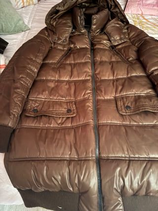 Abrigo largo Bershka marrón talla L
